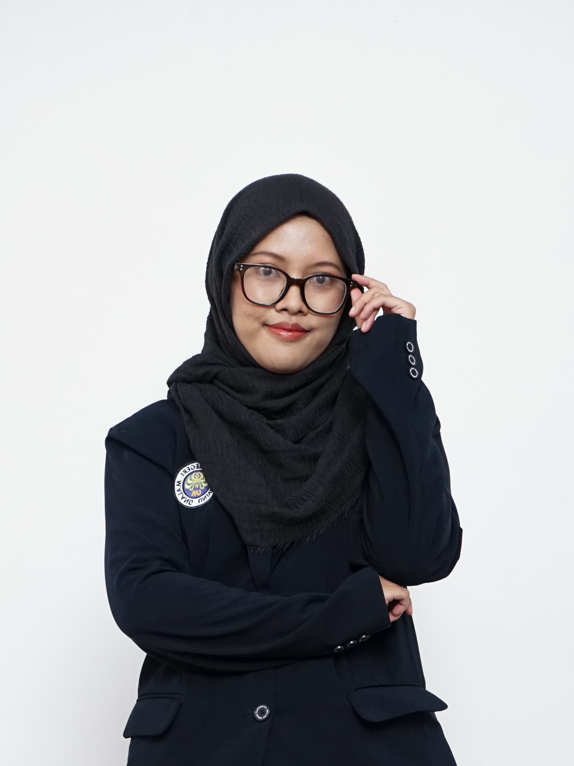 Aanjar — Professional